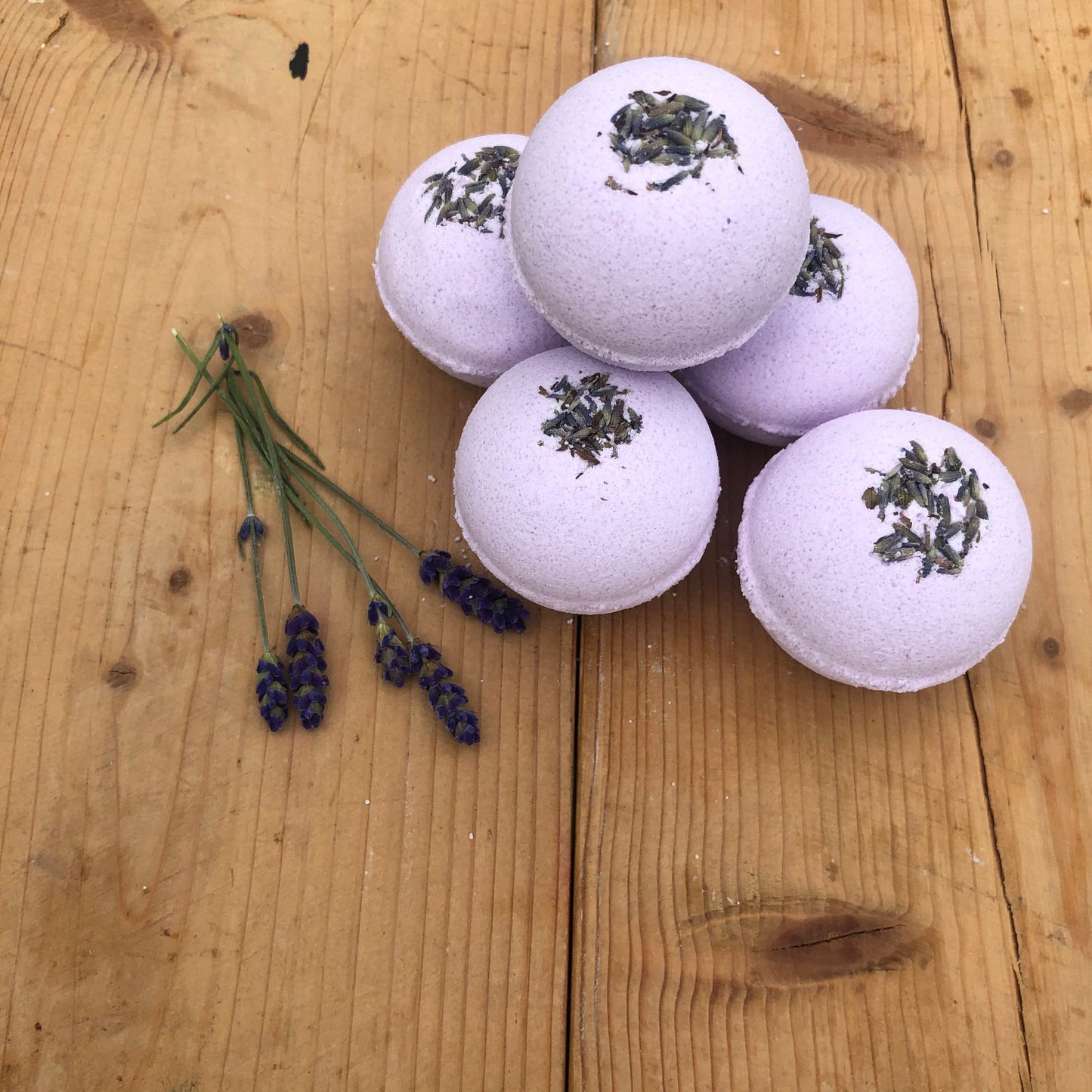 Bath Bombs, set of 6  x 80gr